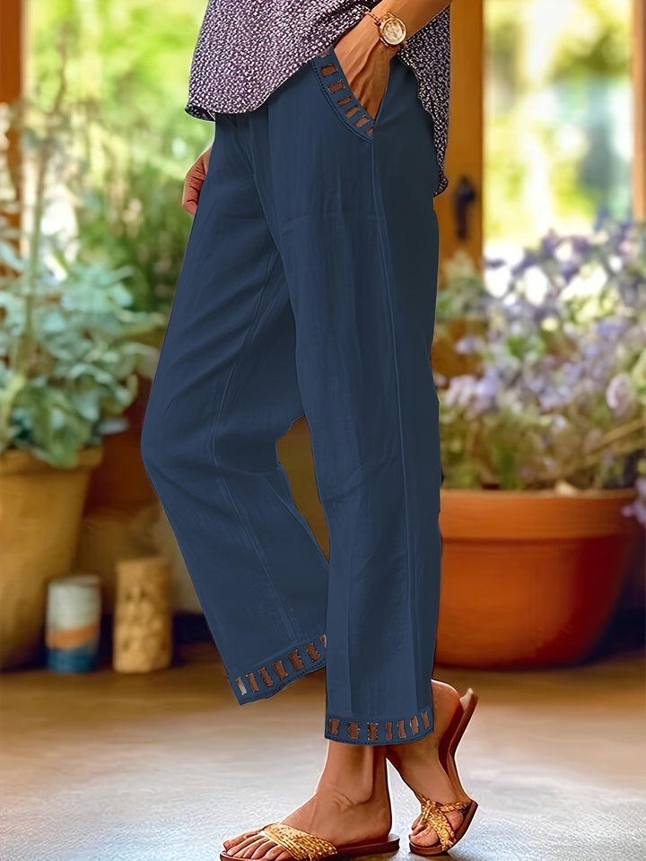 Wren – Pantaloni Cropped Relax cu Detalii în Contrast