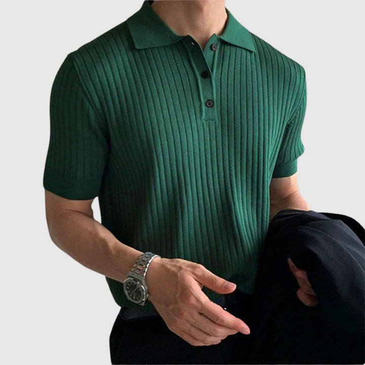 Gheorghe | Benedek – Tricou cu model de pește și nasture