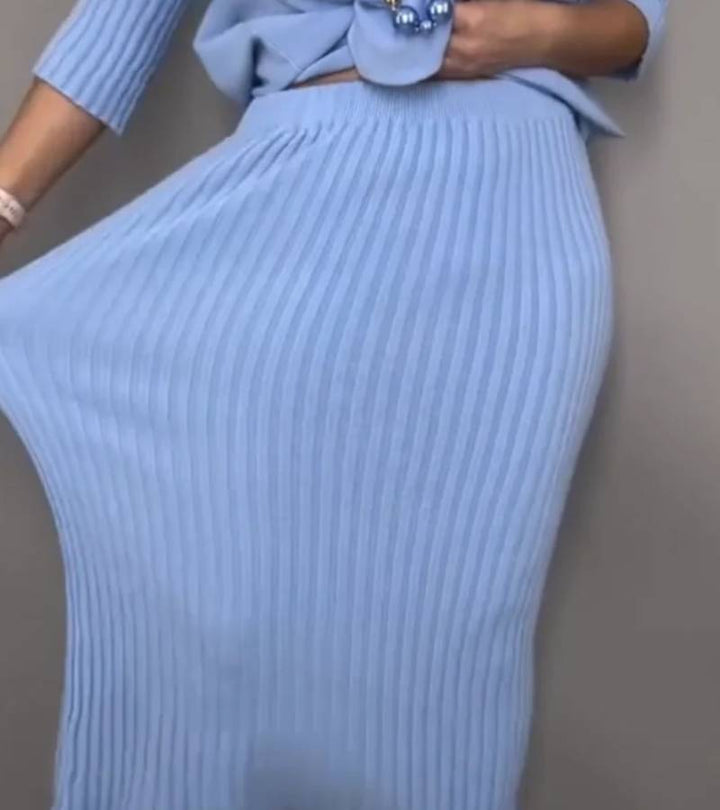Cristina | Set din tricot cu fustă midi cu dungi